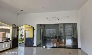 Country Club, Perum Gema Pesona Depok, Jl. Tole Iskandar Depok