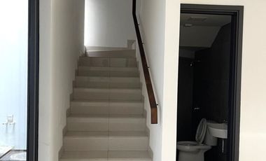 Rumah attic 7x12 84m type 3KT Cluster Wisteria Metland Menteng Cakung