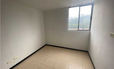 Arriendo apartamento en Itagüí sector Ditaires