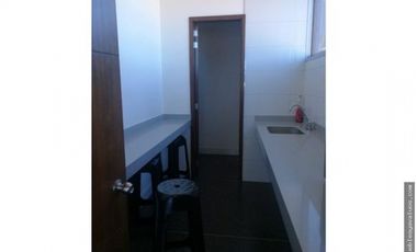 ARRIENDO OFICINA EN EDIFICIO TRIPLE AAA