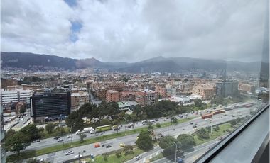 ARRIENDO OFICINA EN EDIFICIO TRIPLE AAA