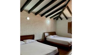 Finca campestre de lujo amoblada en venta Rozo Palmira Valle Colombia