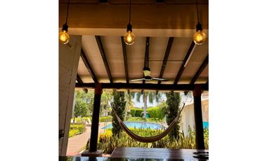 Finca campestre de lujo amoblada en venta Rozo Palmira Valle Colombia