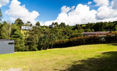 Lote con Tiny house para la venta en Envigado  vereda la esperanza
