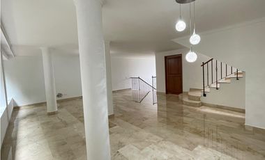 Casa en arriendo en el sector de Los Balsos