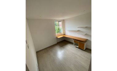 APARTAMENTO EN ENVIGADO