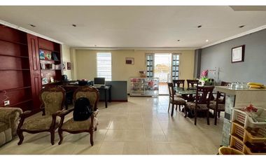 Casa bifamiliar de dos pisos en venta - Barrio Bizerta Palmira Valle