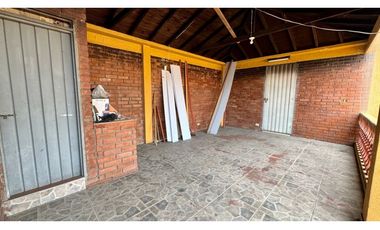 Casa bifamiliar de dos pisos en venta - Barrio Bizerta Palmira Valle