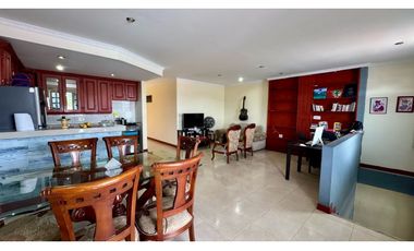 Casa bifamiliar de dos pisos en venta - Barrio Bizerta Palmira Valle