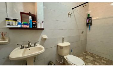 Casa bifamiliar de dos pisos en venta - Barrio Bizerta Palmira Valle