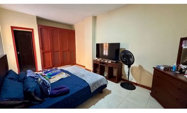 Casa bifamiliar de dos pisos en venta - Barrio Bizerta Palmira Valle
