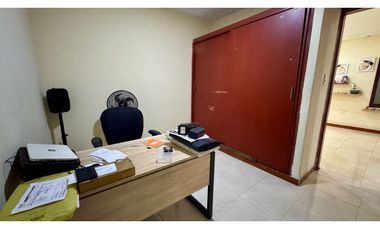 Casa bifamiliar de dos pisos en venta - Barrio Bizerta Palmira Valle