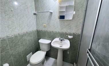 SE ALQUILA APARTAESTUDIO EN PINARES