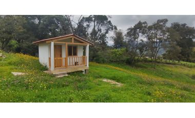 SE VENDE HERMOSO LOTE ESQUINERO EN LA VEREDA EL ALTO DEL AGUILA