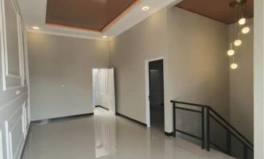 Dijual Rumah Baru Di banyuanyar solo banjarsari