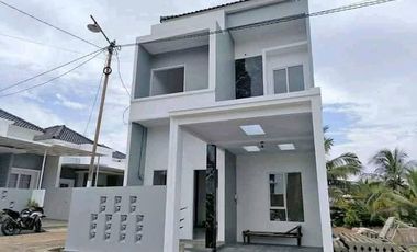RUMAH CANTIK DIGUNTER BANDAR LAMPUNG