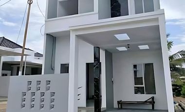 RUMAH CANTIK DIGUNTER BANDAR LAMPUNG