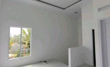 RUMAH CANTIK DIGUNTER BANDAR LAMPUNG