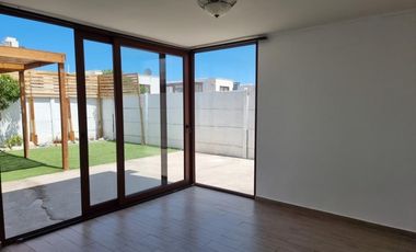 Casa Costa Laguna