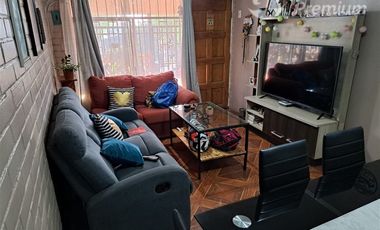 Casa en Venta en CAMILO HENRIQUEZ