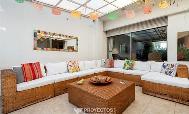 Casa en Arriendo en Las Pimpinelas - Pocuro