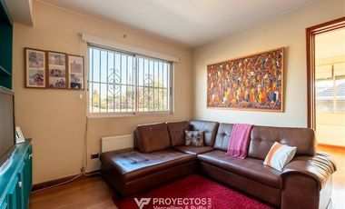 Casa en Arriendo en Las Pimpinelas - Pocuro