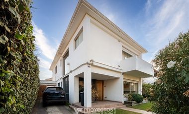 Casa en Arriendo en Las Pimpinelas - Pocuro