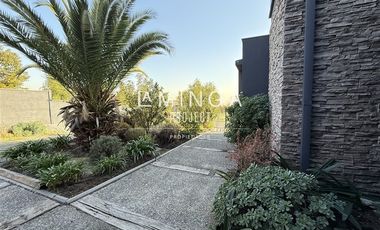 Casa en Arriendo en Piedra Roja