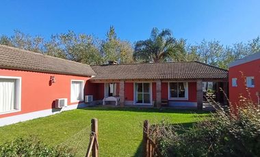 Venta Casa con pileta Barrio Privado Las Fuentes