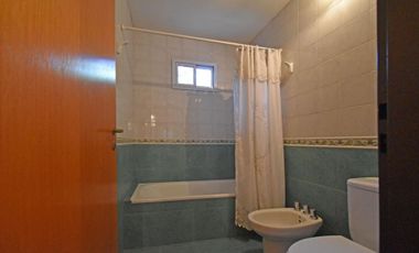 Venta Casa con pileta Barrio Privado Las Fuentes