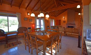 Venta Casa con pileta Barrio Privado Las Fuentes