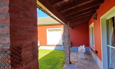 Venta Casa con pileta Barrio Privado Las Fuentes