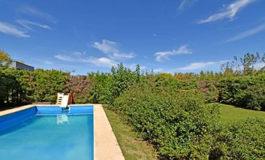 Venta Casa con pileta Barrio Privado Las Fuentes