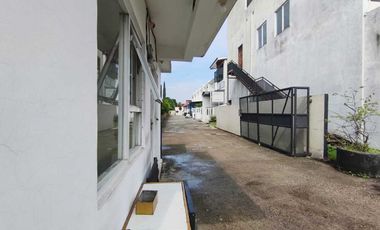 RUMAH 2 LANTAI KHARISMA TOWNHOUSE JUAL CEPAT, SISA 1 UNIT !