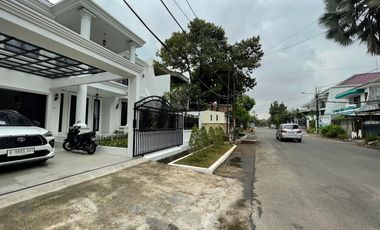 Dijual Rumah MURAH Mewah Siap Huni di area Tanjung Duren, Jalan Besar