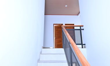 Rumah 2 Lantai Minimalis Dekat Kampus UMY Harga Murah