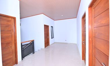 Rumah 2 Lantai Minimalis Dekat Kampus UMY Harga Murah