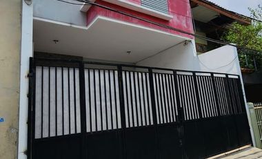 Rumah siap huni :  Full Furnish. 2,5 lantai. Tanjung Duren Dalam