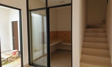 RUMAH BARU MINIMALIS 2 LANTAI DI PERUMAHAN PERSADA SAYANG RAWA BUAYA CENGKARENG JAKARTA BARAT
