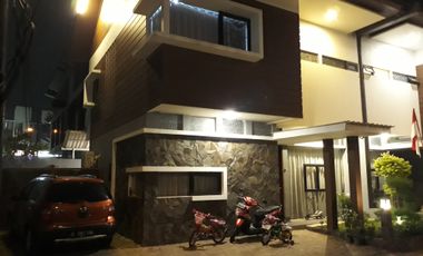 Disewakan Rumah Minimalis Mewah 2 Lantai di Townhouse Cibubur