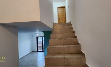 Departamento en alquiler c/ cochera en Villa Nueva
