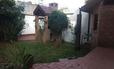 Casa en venta en Quilmes Este