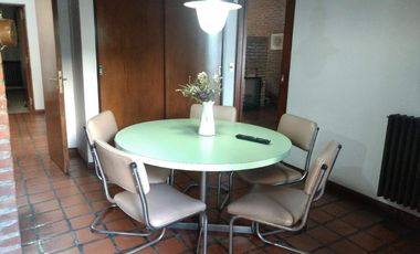 Casa en venta en Quilmes Este