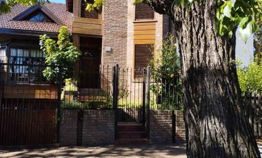 Casa en venta en Quilmes Este
