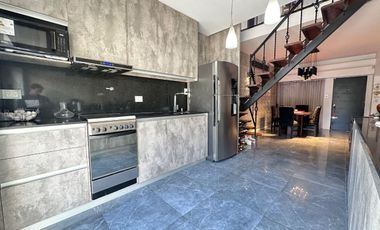 VENTA CASA 5 AMB C/PATIO PILETA Y GARAGE - BURZACO