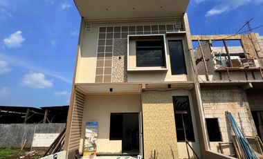 DIJUAL RUMAH CUMA BOOKING 1 JUTAAN DI GEDEG MOJOKERTO