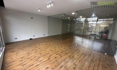 Oficina en Arriendo en Edificio Central Lake