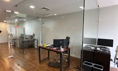 Oficina en Arriendo en Edificio Central Lake