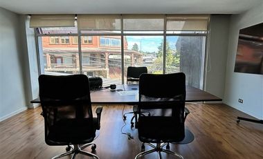 Oficina en Arriendo en Edificio Central Lake