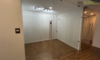 Oficina en Arriendo en Edificio Central Lake